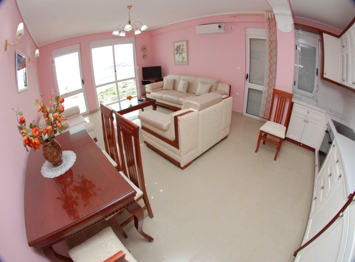 Erti'S Apartments Saranda Dış mekan fotoğraf